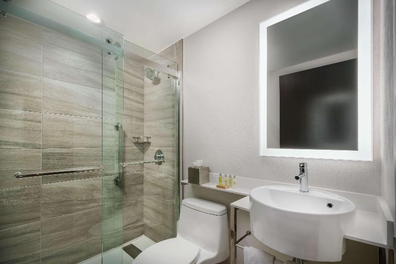 DoubleTree by Hilton New York Times Square South - Oda