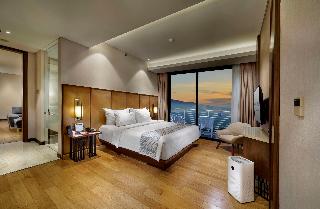 Golden Tulip Holland Resort Batu fotoÄŸrafÄ±