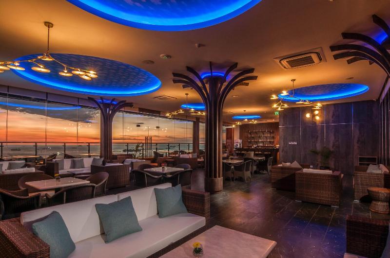 Arthama Hotels Losari Makassar - Lobi