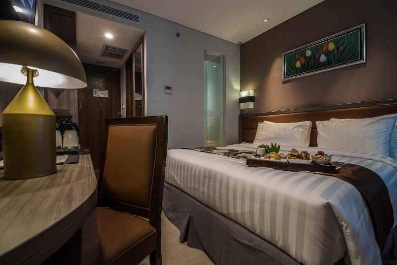 Arthama Hotels Losari Makassar - Oda