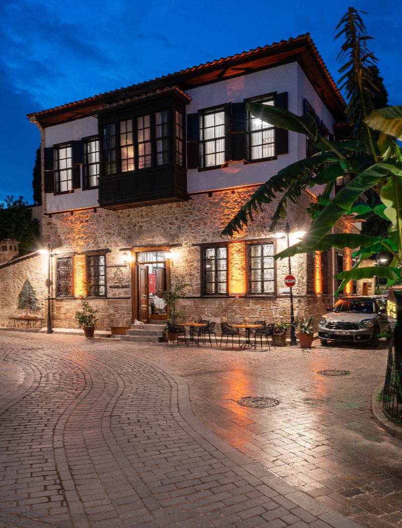 Cedrus Hotel - Genel