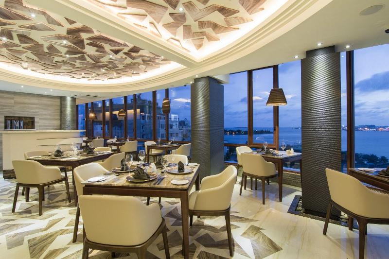 Samann Grand - Restoran