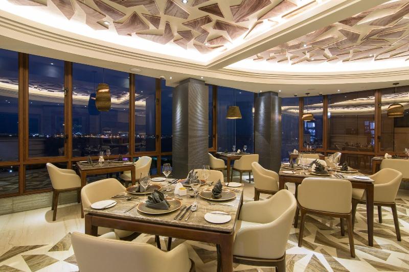Samann Grand - Restoran