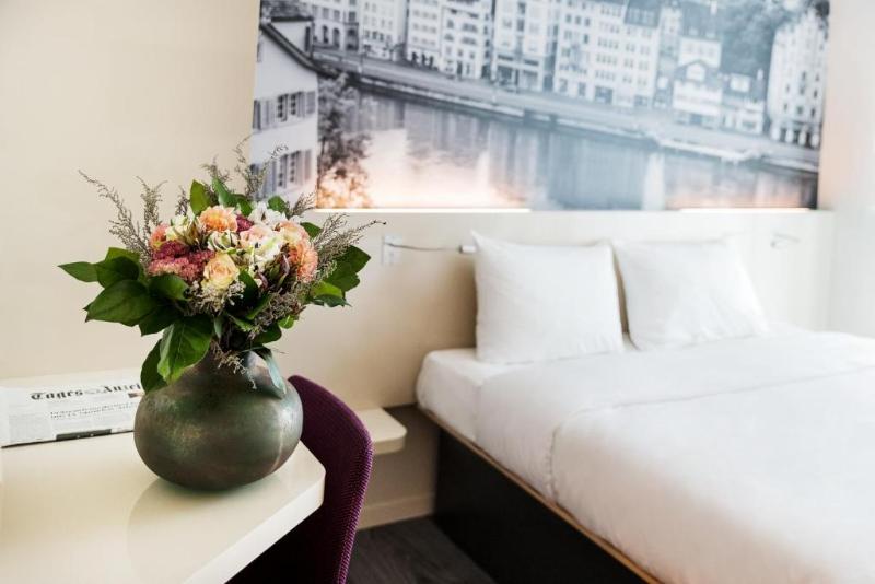 B&B HOTEL Zurich Airport Rumlang - Oda