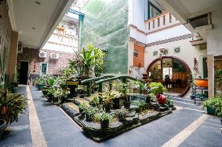 RedDoorz near Kartini Mall Lampung otel fotoğrafı