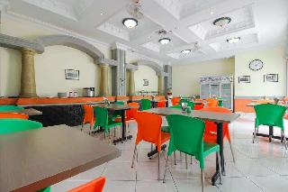 RedDoorz Plus near Alun Alun Kejaksan Cirebon fotoÄŸrafÄ±