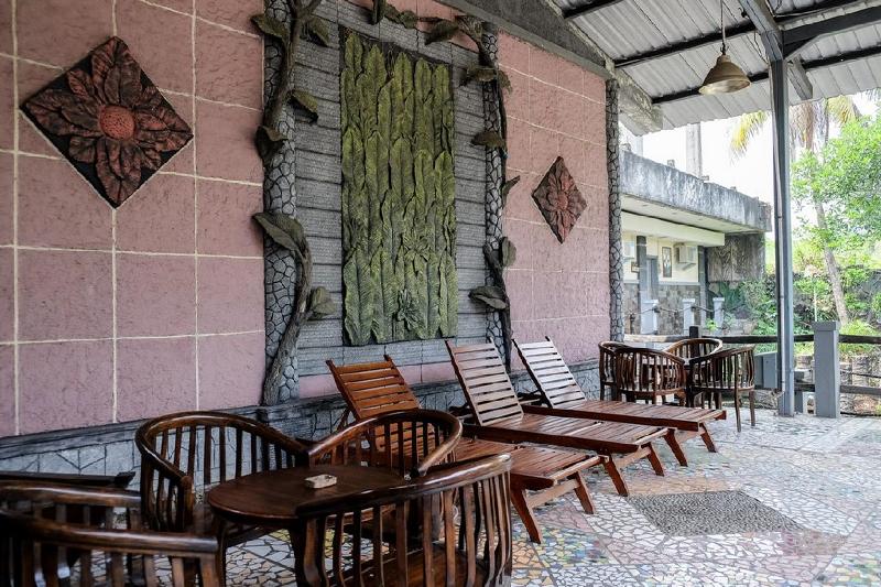 RedDoorz Plus near Jalan Baru Bogor - Lobi