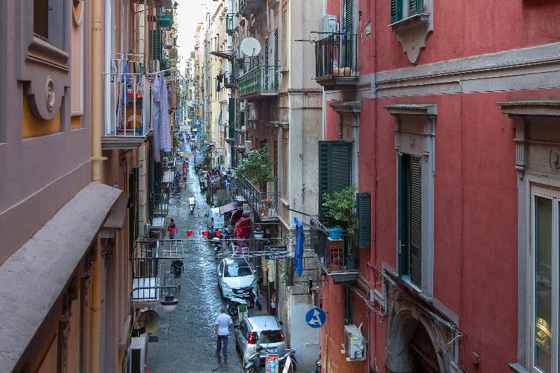 B&B Napoli Time - Genel