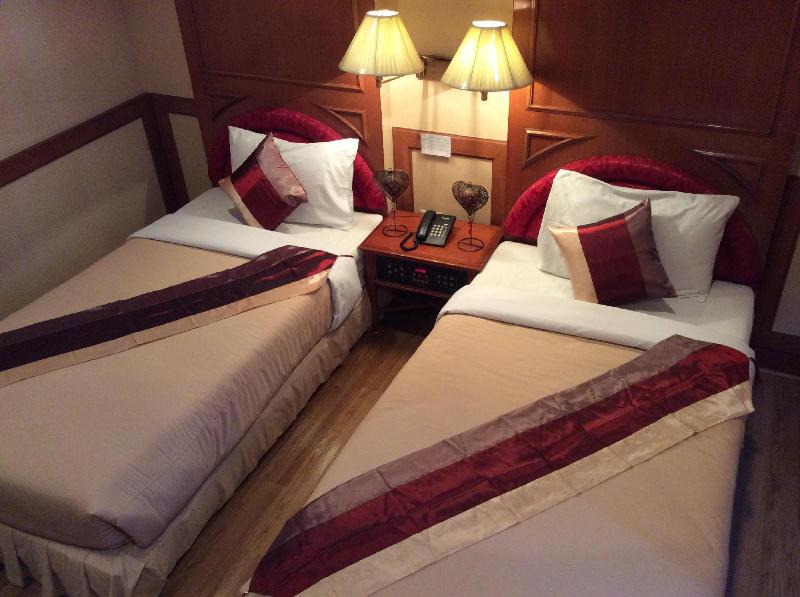 The Promenade Hotel - Genel