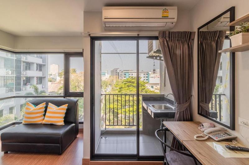 Casa Luxe Hotel and Resident - Oda