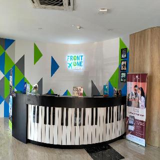 Front One Hotel Airport Solo fotoÄŸrafÄ±