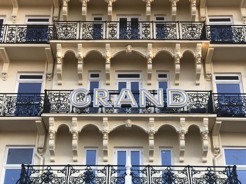 The Grand Brighton - Genel