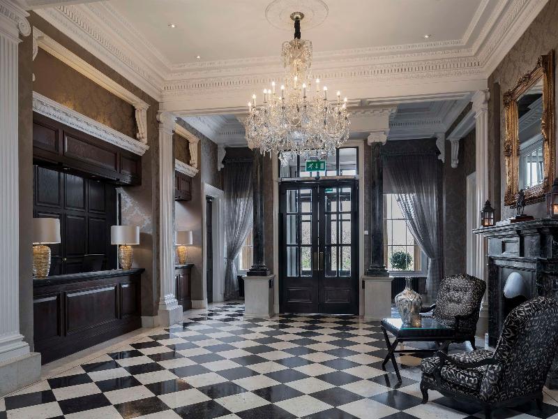 Oulton Hall Hotel Spa and Golf Resort - Lobi