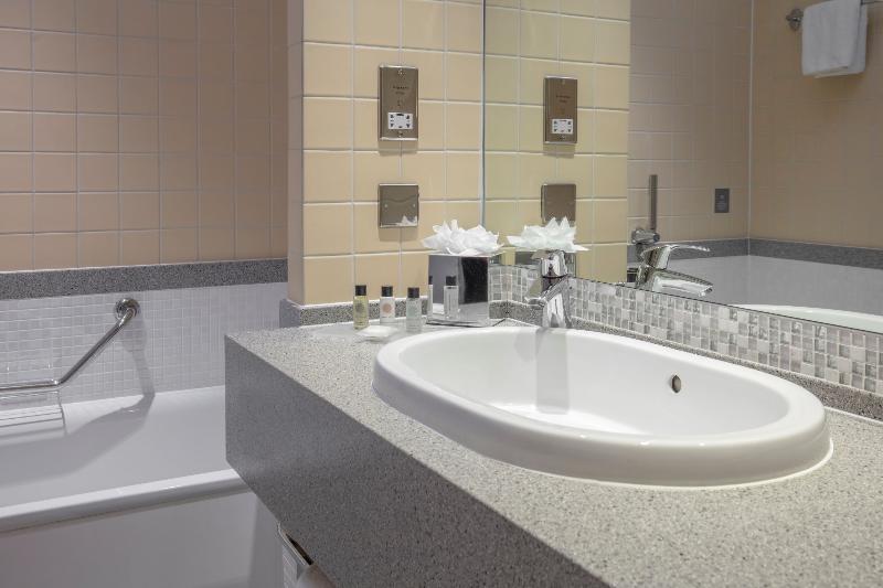 Oulton Hall Hotel Spa and Golf Resort - Oda