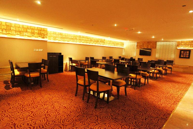 Golden Ocean Hotel - Restoran