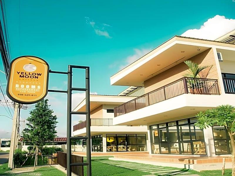 Yellow Moon Hotel - Genel