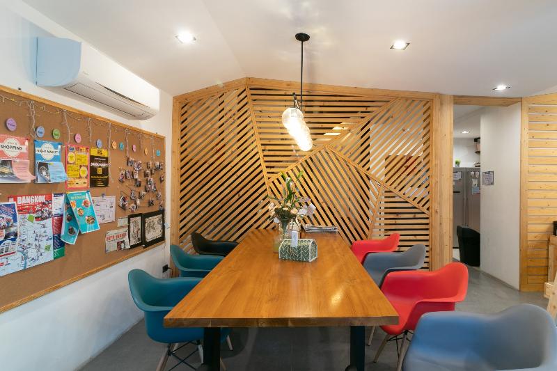 Timber Hostel by ZUZU - Genel
