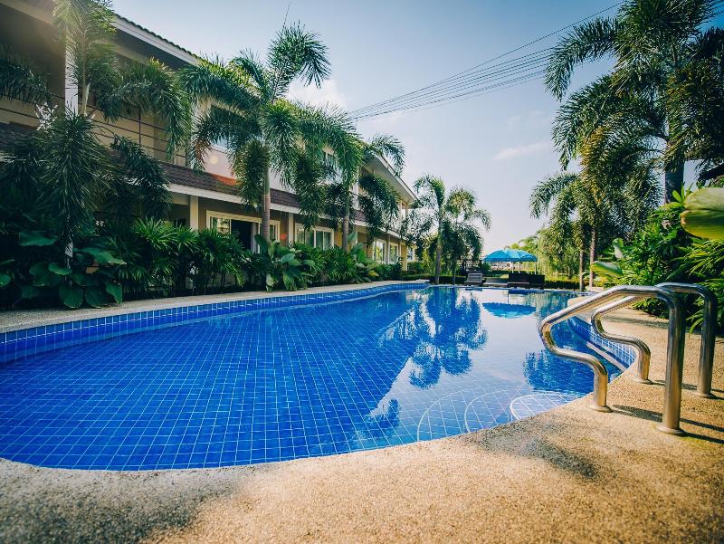 Good Times Resort Kanchanaburi - Havuz