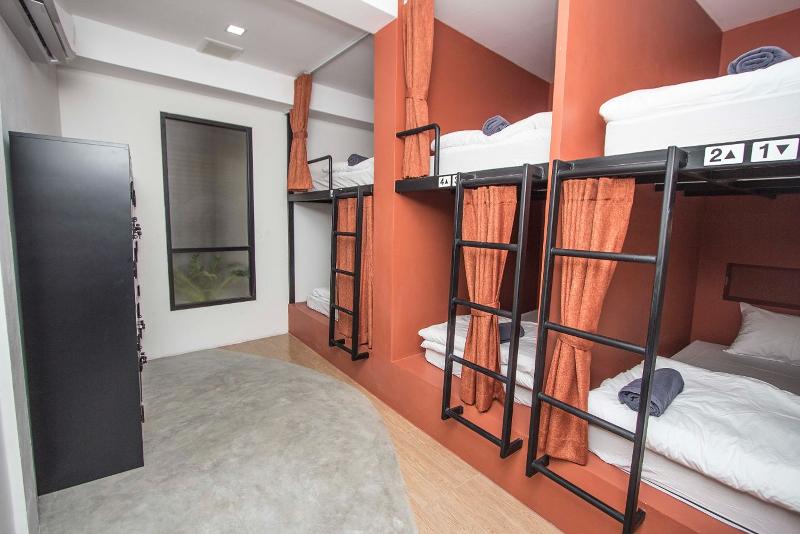 All day hostel @ BTS Bang Chak by ZUZU - Oda