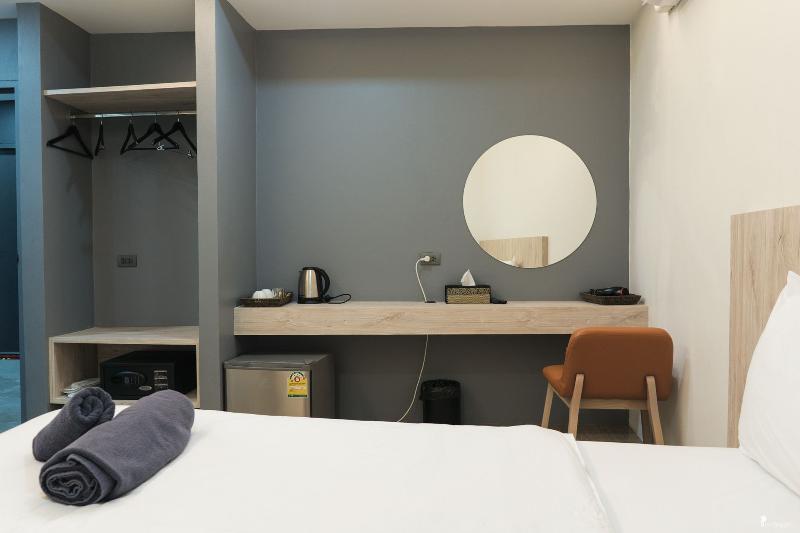 All day hostel @ BTS Bang Chak by ZUZU - Oda