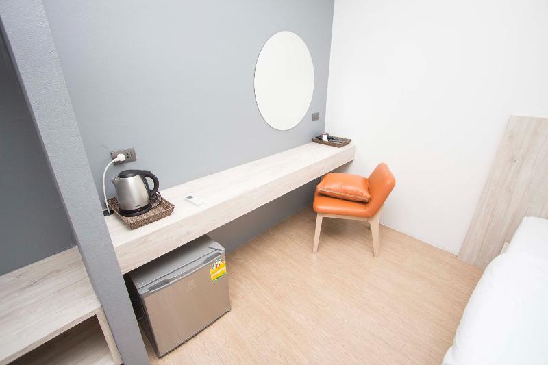 All day hostel @ BTS Bang Chak by ZUZU - Oda
