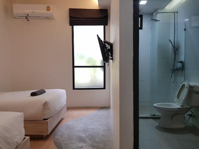 All day hostel @ BTS Bang Chak by ZUZU - Oda