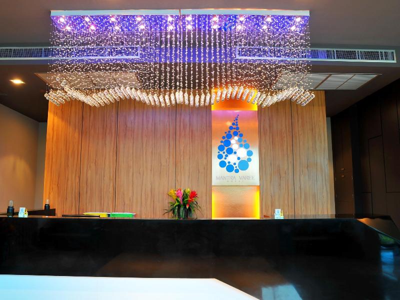 Mantra Varee Hotel - Lobi