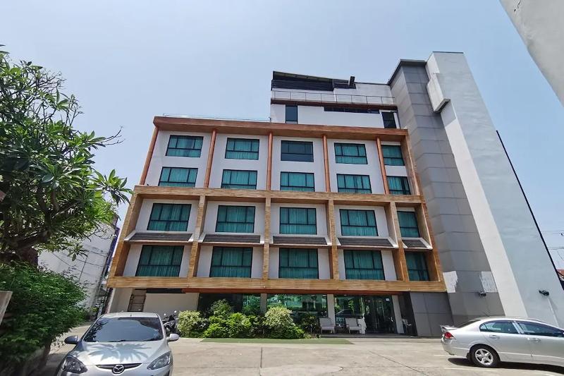 Holatel Hotel Phitsanulok by ZUZU - Genel
