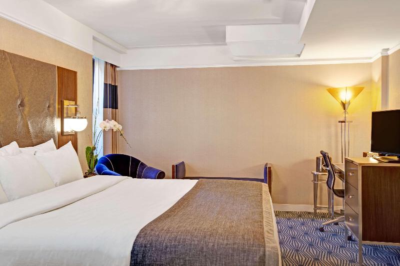 THE NEW YORKER HOTEL BY LOTTE HOTELS - Oda
