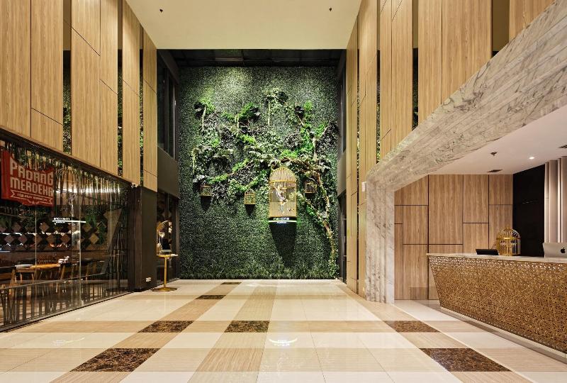 Maxonehotels Com Platinum Hayam Wuruk Jakarta - Lobi