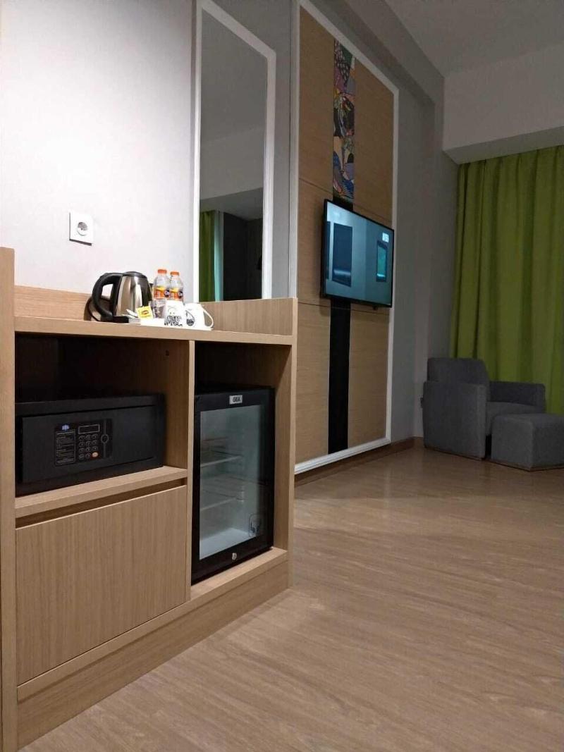 Maxonehotels Com Platinum Hayam Wuruk Jakarta - Oda