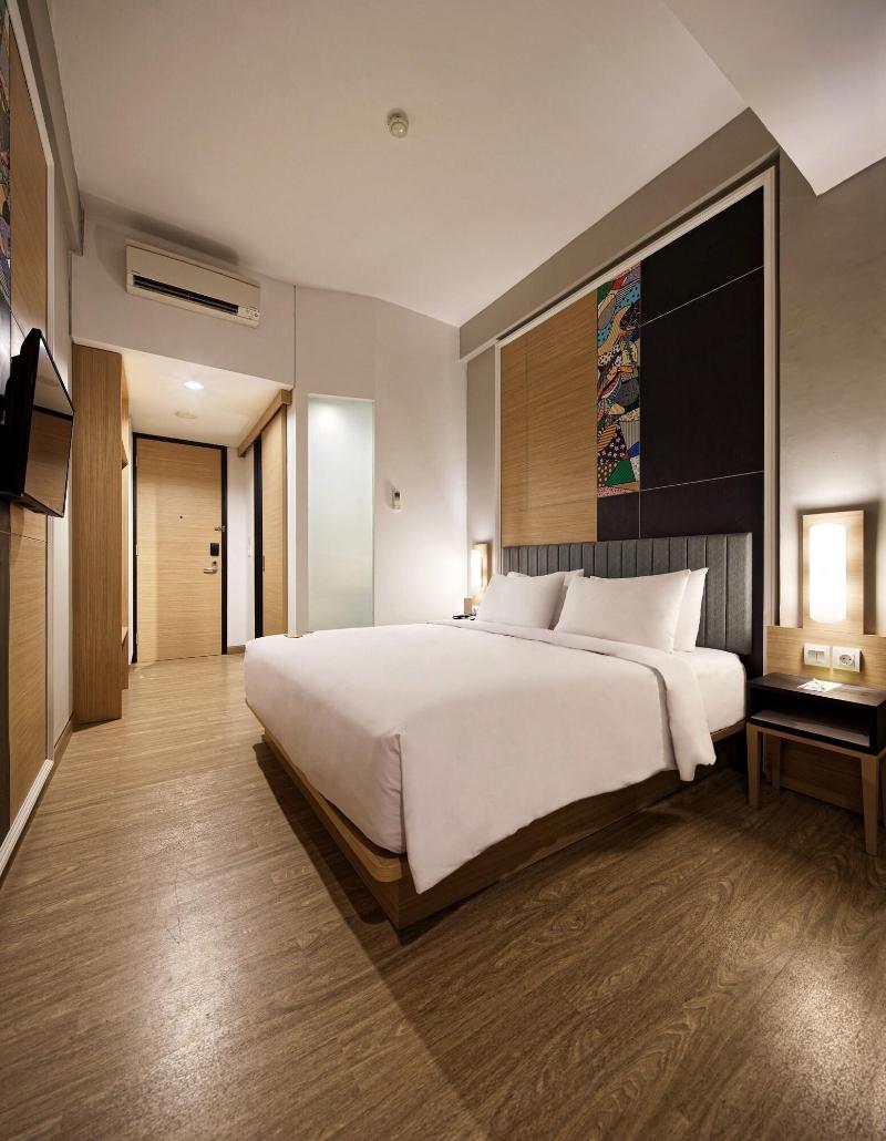 Maxonehotels Com Platinum Hayam Wuruk Jakarta - Oda