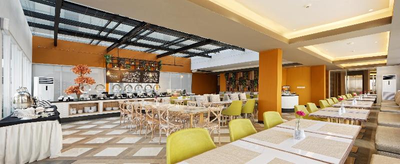 Maxonehotels Com Platinum Hayam Wuruk Jakarta - Restoran