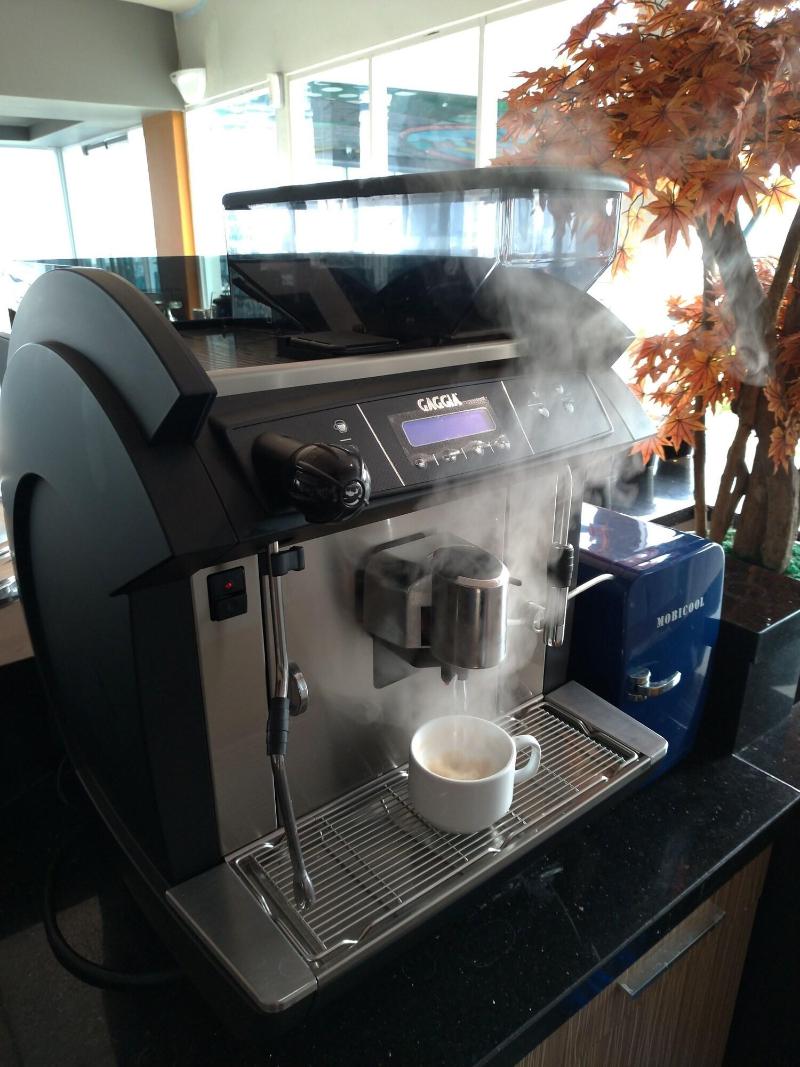 Maxonehotels Com Platinum Hayam Wuruk Jakarta - Restoran