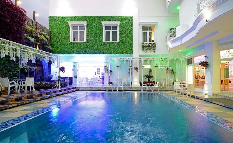 Sahira Butik Hotel Pakuan Syariah Hotel - Plaj
