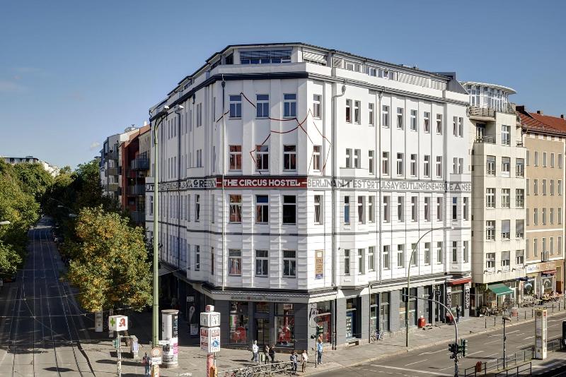The Circus Hostel - Genel