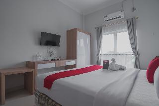 RedDoorz near Hermes Place Polonia Medan fotoÄŸrafÄ±