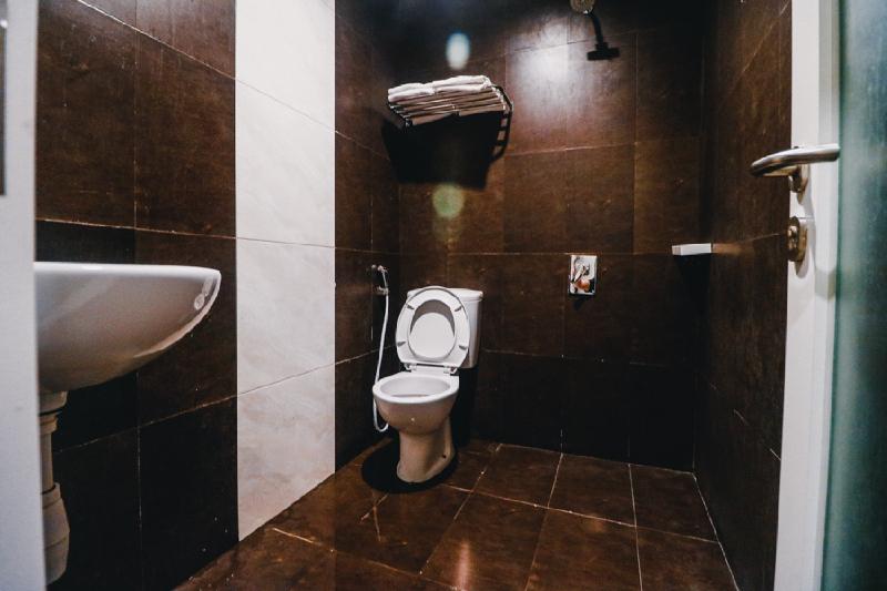 RedDoorz Plus near Makassar Town Square - Genel