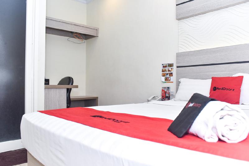 RedDoorz Plus near Makassar Town Square - Genel