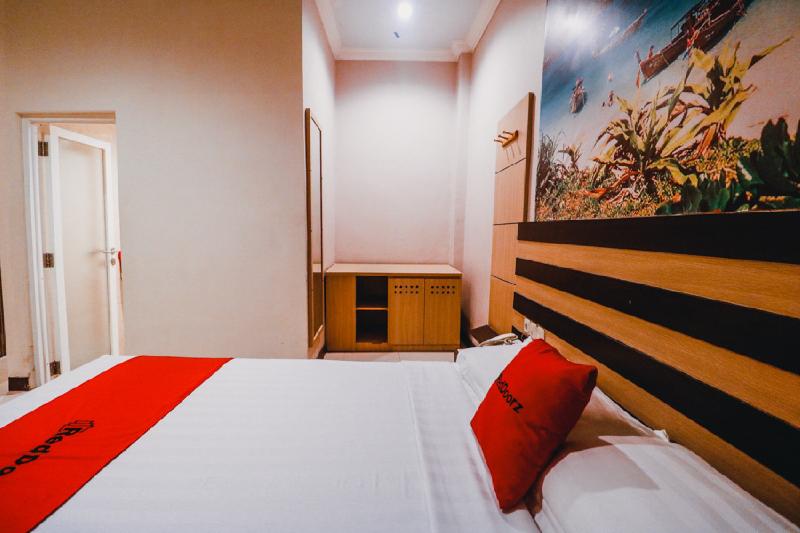 RedDoorz Plus near Makassar Town Square - Genel