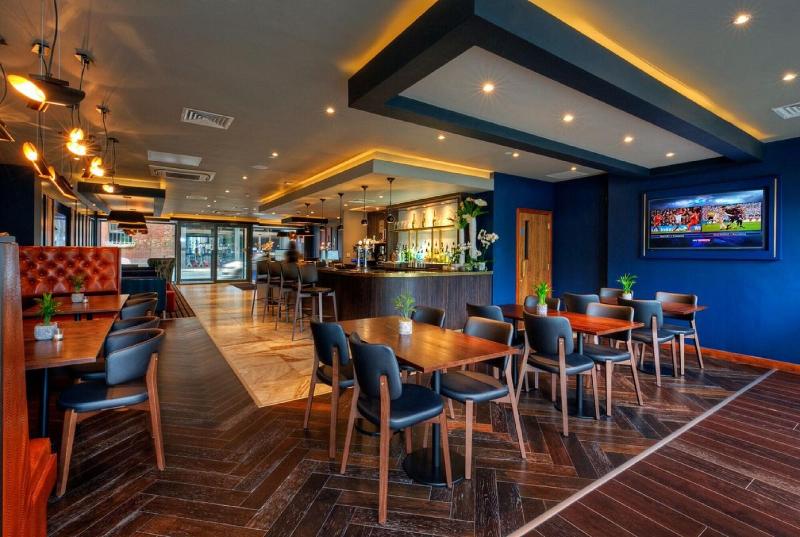La Reserve Aparthotel - Restoran