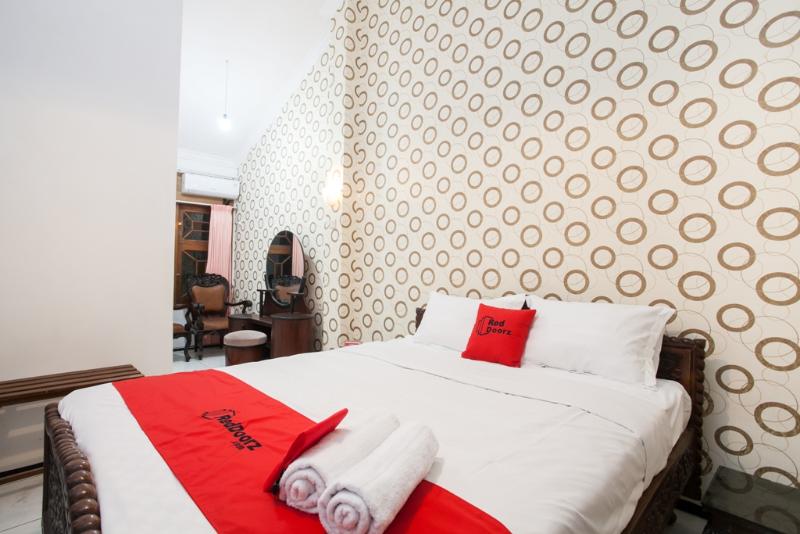 RedDoorz near Brawijaya University - Oda
