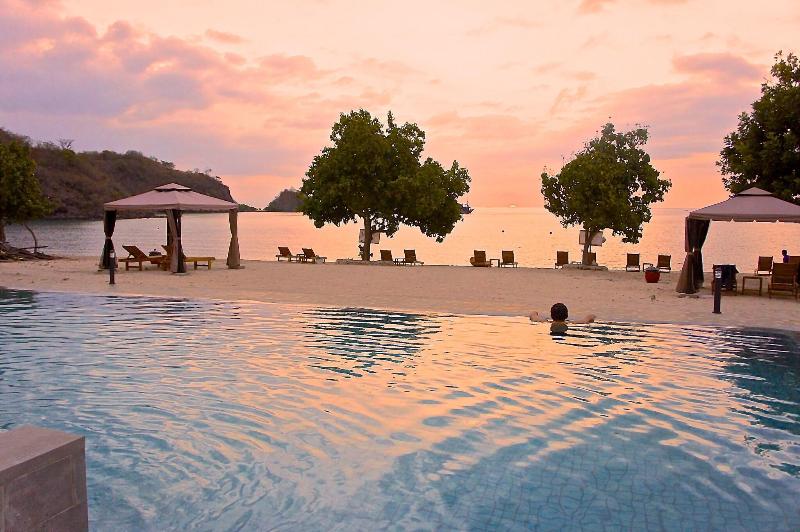 Sylvia Hotel And Resort - Havuz
