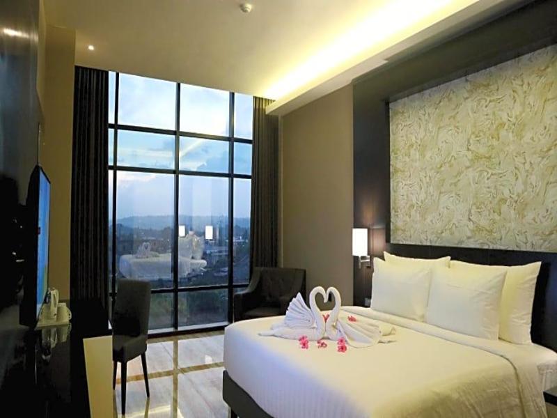 Grand Karlita Hotel Purwokerto - Genel