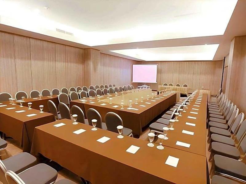 Grand Karlita Hotel Purwokerto - Genel