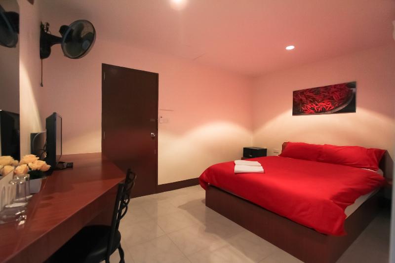 Walking Street Guest House - Oda