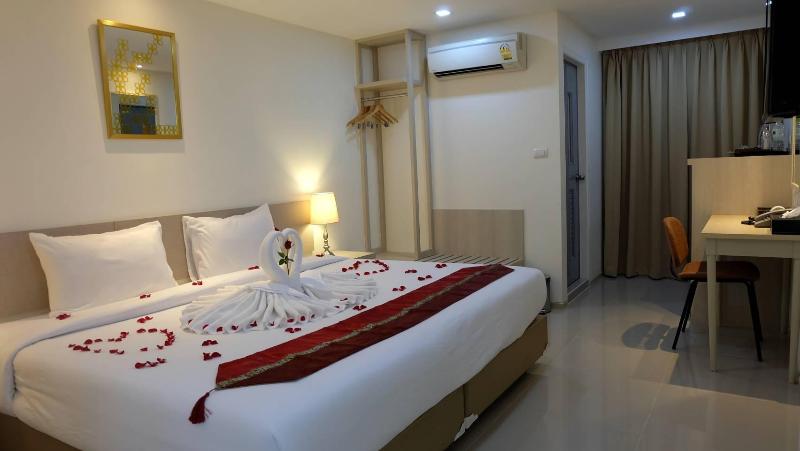 Baron Residence Bangkok - Genel