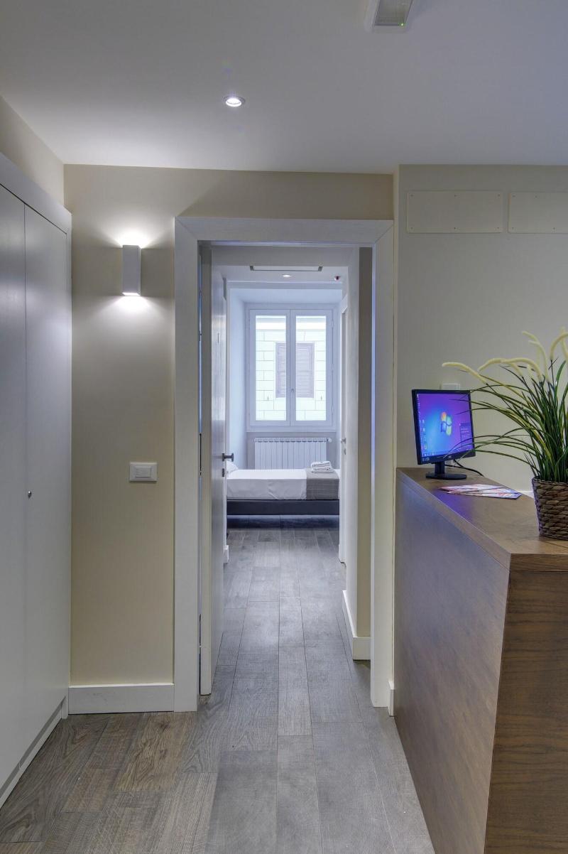 Ecce Roma Suites - Lobi
