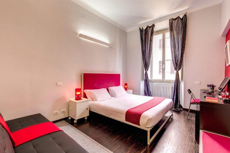Ecce Roma Suites - Oda