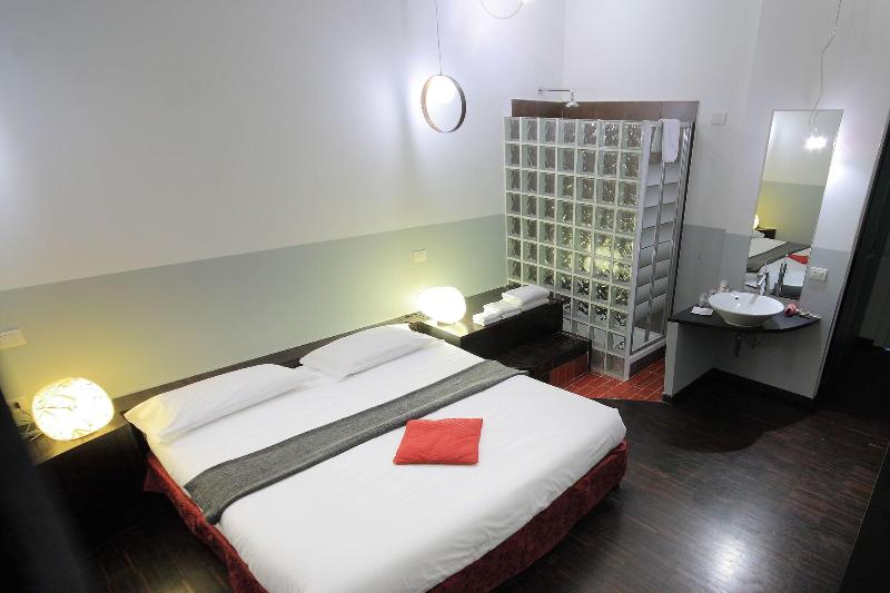 Ecce Roma Suites - Oda